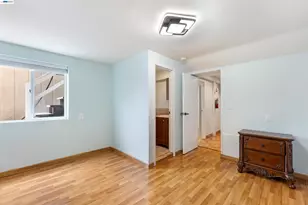 25 Regent St, San Francisco, CA 94112 - Photo 37