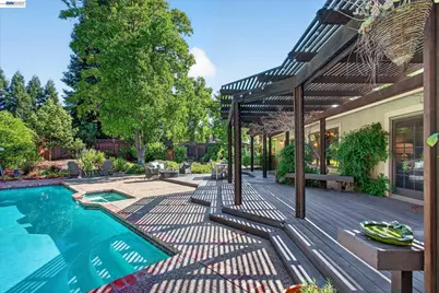 1768 Oro Valley Cir, Walnut Creek, CA 94596 - Photo 35