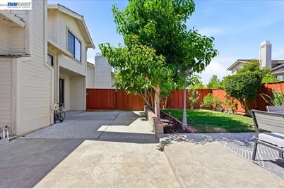 1886 Wembley Ct, San Jose, CA 95132 - Photo 15