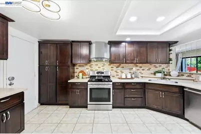 1886 Wembley Ct, San Jose, CA 95132 - Photo 5