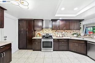 1886 Wembley Ct, San Jose, CA 95132 - Photo 5