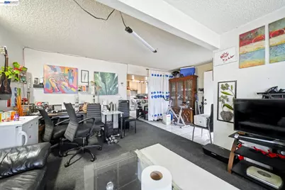 2223 23rd St, Oakland, CA 94606 - Photo 17