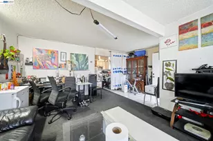 2223 23rd St, Oakland, CA 94606 - Photo 17