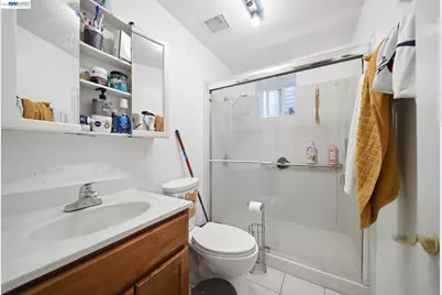 2223 23rd St, Oakland, CA 94606 - Photo 23