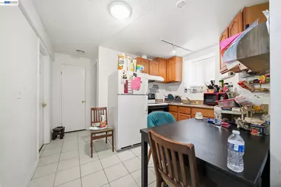 2223 23rd St, Oakland, CA 94606 - Photo 21