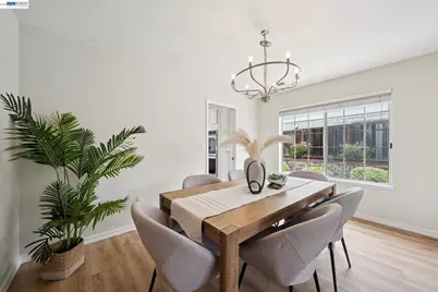 5075 Monaco Dr, Pleasanton, CA 94566 - Photo 9