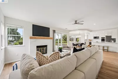 5075 Monaco Dr, Pleasanton, CA 94566 - Photo 23