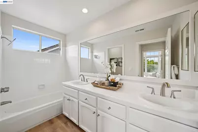 5075 Monaco Dr, Pleasanton, CA 94566 - Photo 45