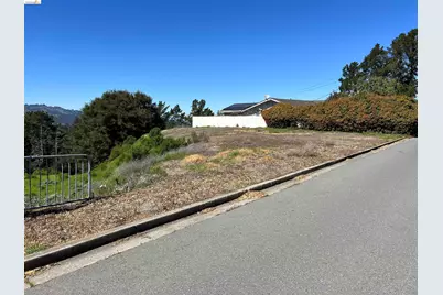 82 Zander Dr, Orinda, CA 94563 - Photo 3