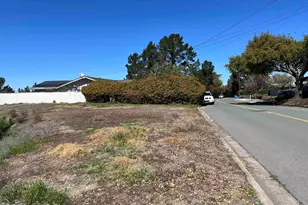 82 Zander Dr, Orinda, CA 94563 - Photo 1