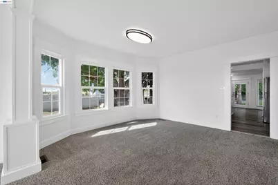 3015 Point Pleasant Rd, Elk Grove, CA 95757 - Photo 7