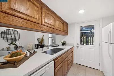 5491 Roundtree Dr #C, Concord, CA 94521 - Photo 11