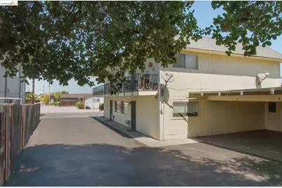 22 Lake Dr, Antioch, CA 94509 - Photo 9