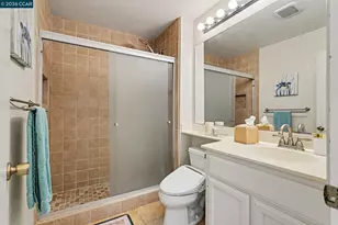 5251 Pebble Glen Dr, Concord, CA 94521 - Photo 15