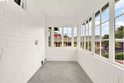 1043 47th St, Emeryville, CA 94608 - Photo 23