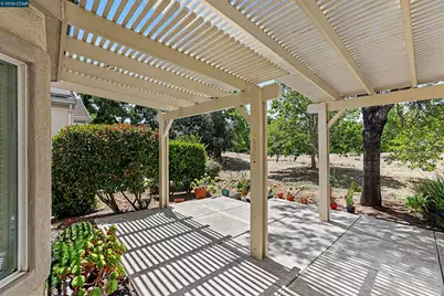 143 Honeygold Ln, Brentwood, CA 94513 - Photo 27
