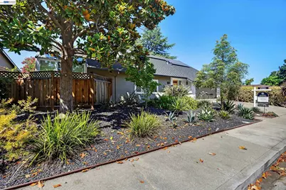 1759 Crescent Dr, Walnut Creek, CA 94598 - Photo 3
