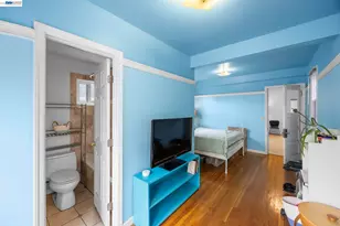 1811 Lincoln Ave, Alameda, CA 94501 - Photo 27