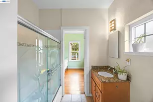 1811 Lincoln Ave, Alameda, CA 94501 - Photo 19