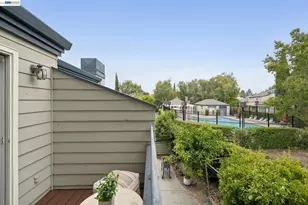 1594 Fairway Green Cir, San Jose, CA 95131 - Photo 21