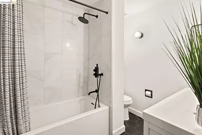 330 Vernon St #108, Oakland, CA 94610 - Photo 19
