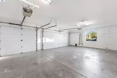 23110 Los Ranchos Dr, Tracy, CA 95304 - Photo 49