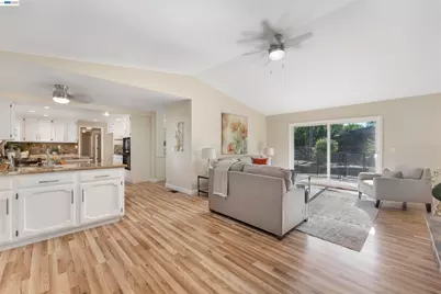 23110 Los Ranchos Dr, Tracy, CA 95304 - Photo 35