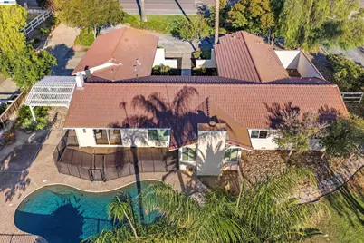 23110 Los Ranchos Dr, Tracy, CA 95304 - Photo 1