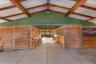 23110 Los Ranchos Dr, Tracy, CA 95304 - Photo 13