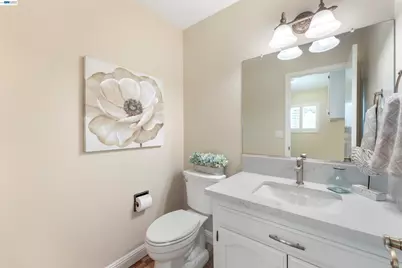 23110 Los Ranchos Dr, Tracy, CA 95304 - Photo 41
