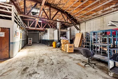 5417 Adeline St, Oakland, CA 94608 - Photo 15
