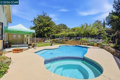 7752 Fairoaks Dr, Pleasanton, CA 94588 - Photo 25