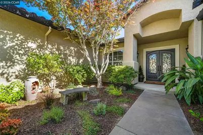 110 Forest Hill Dr, Clayton, CA 94517 - Photo 3