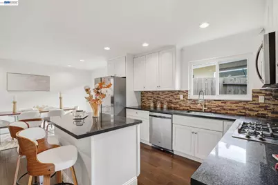 3247 Revere Ave, Oakland, CA 94605 - Photo 9