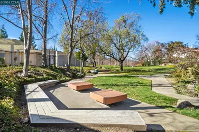 1560 Pyrenees Pl, Walnut Creek, CA 94598 - Photo 49