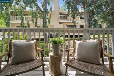 1560 Pyrenees Pl, Walnut Creek, CA 94598 - Photo 29
