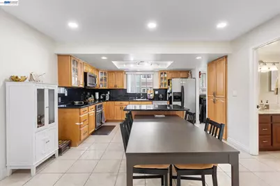 37946 Bright Cmn, Fremont, CA 94536 - Photo 7
