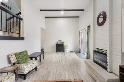 37946 Bright Cmn, Fremont, CA 94536 - Photo 5