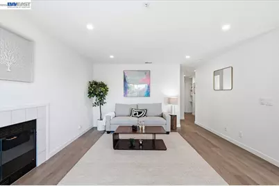 25164 Copa Del Oro Dr #201, Hayward, CA 94545 - Photo 9