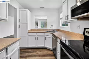 3901 Clayton Rd, Concord, CA 94521 - Photo 11