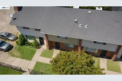 8621 Santa Paula Way, Stockton, CA 95210 - Photo 3