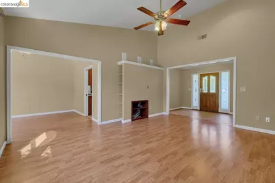 722 Mariner Loop, Yuba City, CA 95991 - Photo 11
