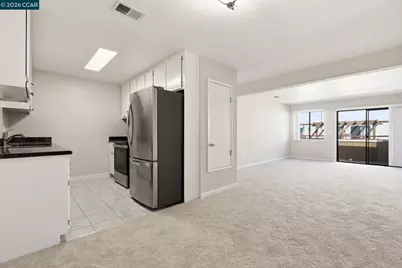 5095 Valley Crest Dr #309, Concord, CA 94521 - Photo 5