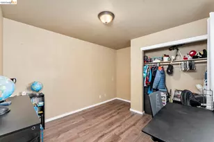 1030 Betsy Ross Dr, Roseville, CA 95747 - Photo 13
