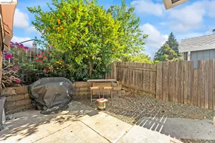 1030 Betsy Ross Dr, Roseville, CA 95747 - Photo 27