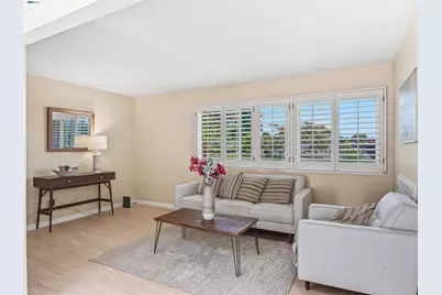35791 Scarborough Dr, Newark, CA 94560 - Photo 27