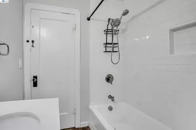 504 Roselawn Ave, Modesto, CA 95351 - Photo 17