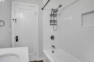 504 Roselawn Ave, Modesto, CA 95351 - Photo 17