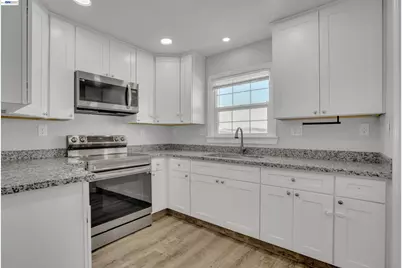 504 Roselawn Ave, Modesto, CA 95351 - Photo 11