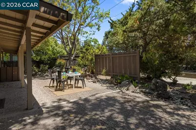 1201 Monument Blvd #SPC 17, Concord, CA 94520 - Photo 21